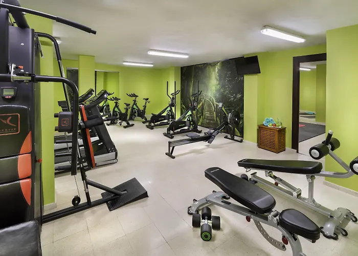 Hotel Regency Country Club, 3*