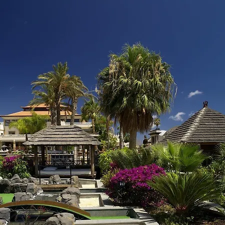 Отель Regency Country Club,