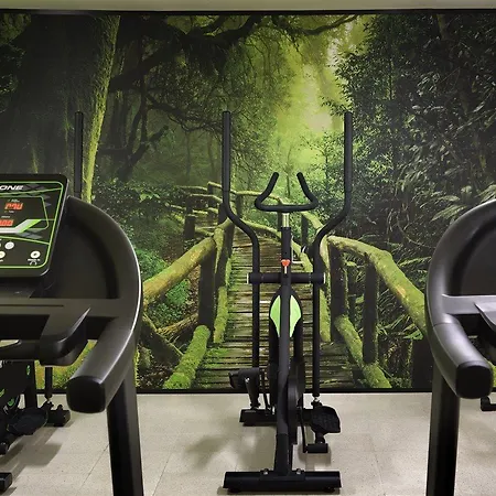 Ξενοδοχείο Regency Country Club, 3*