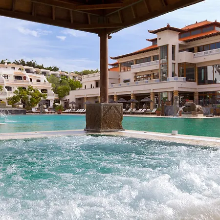 Regency Country Club,