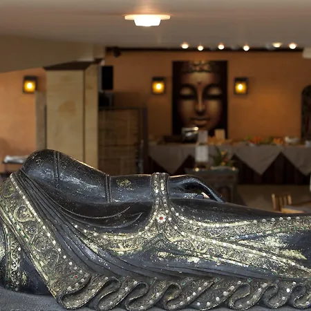 Ξενοδοχείο Regency Country Club, 3*