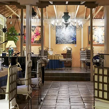 Hotel Regency Country Club,